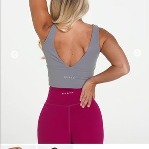 NVGTN mist essence sports bra